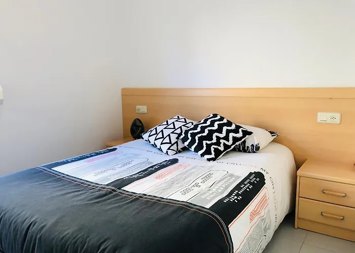 Global Immo 3394 Roc Mar 3-3-d Apartament